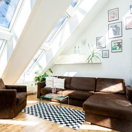 וינה Unique Maisonette Apartment Gasometer 12Th Floor מראה חיצוני תמונה